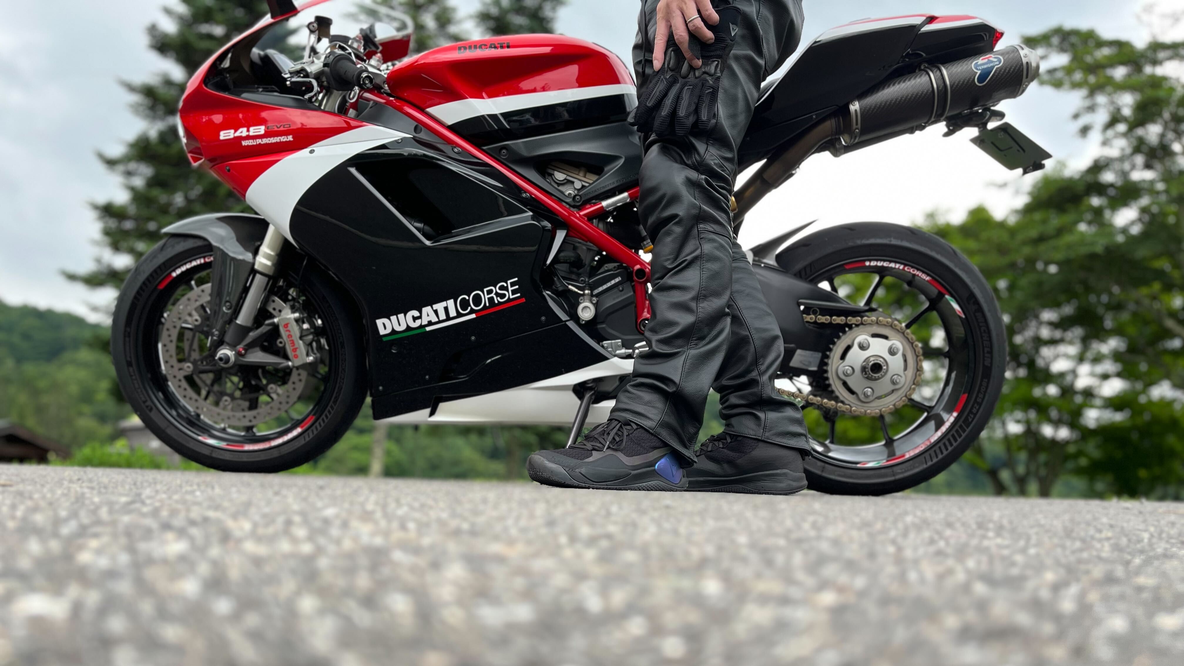 わたしの相棒　TROPHY LTD LEATHER PANTS