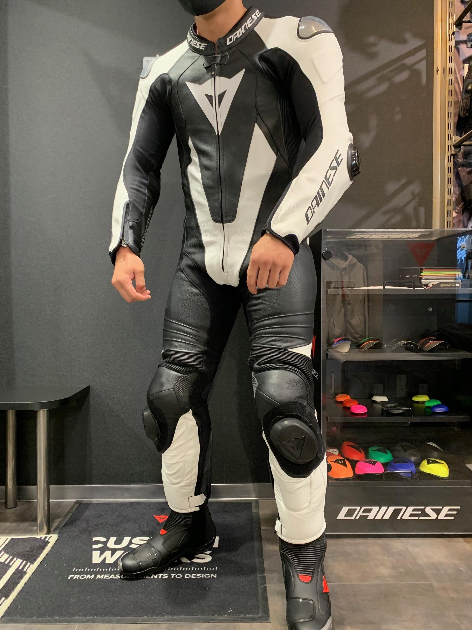 ワンピーススーツとジャケットとパンツのサイズ感について