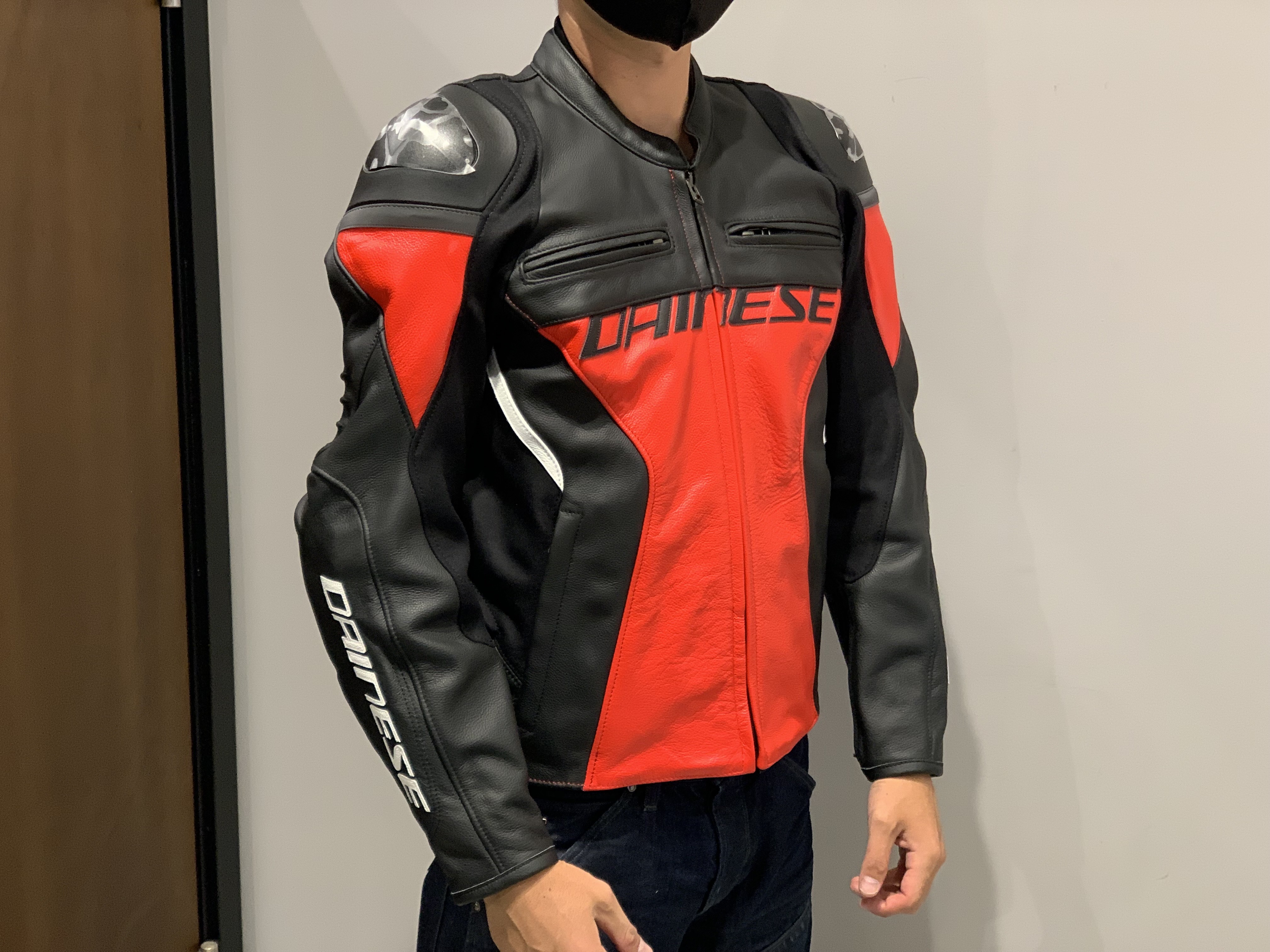 卸売り Dainese ダイネーゼ RACING 4 レザー ジャケット- ラバレッド