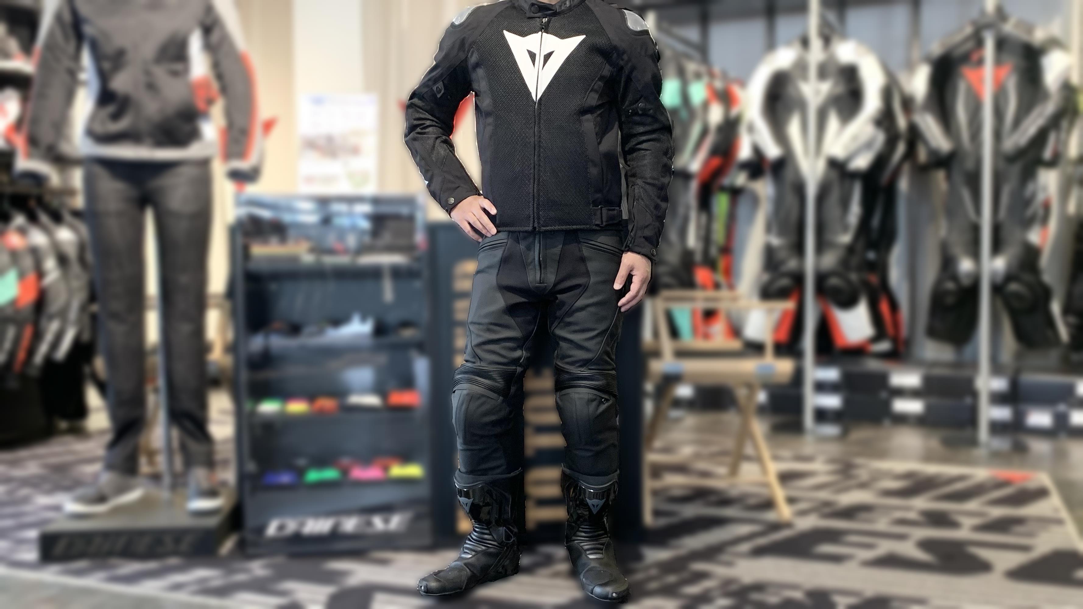 安い最新作】 専用dainese ダイネーゼ レザーパンツ owDWN