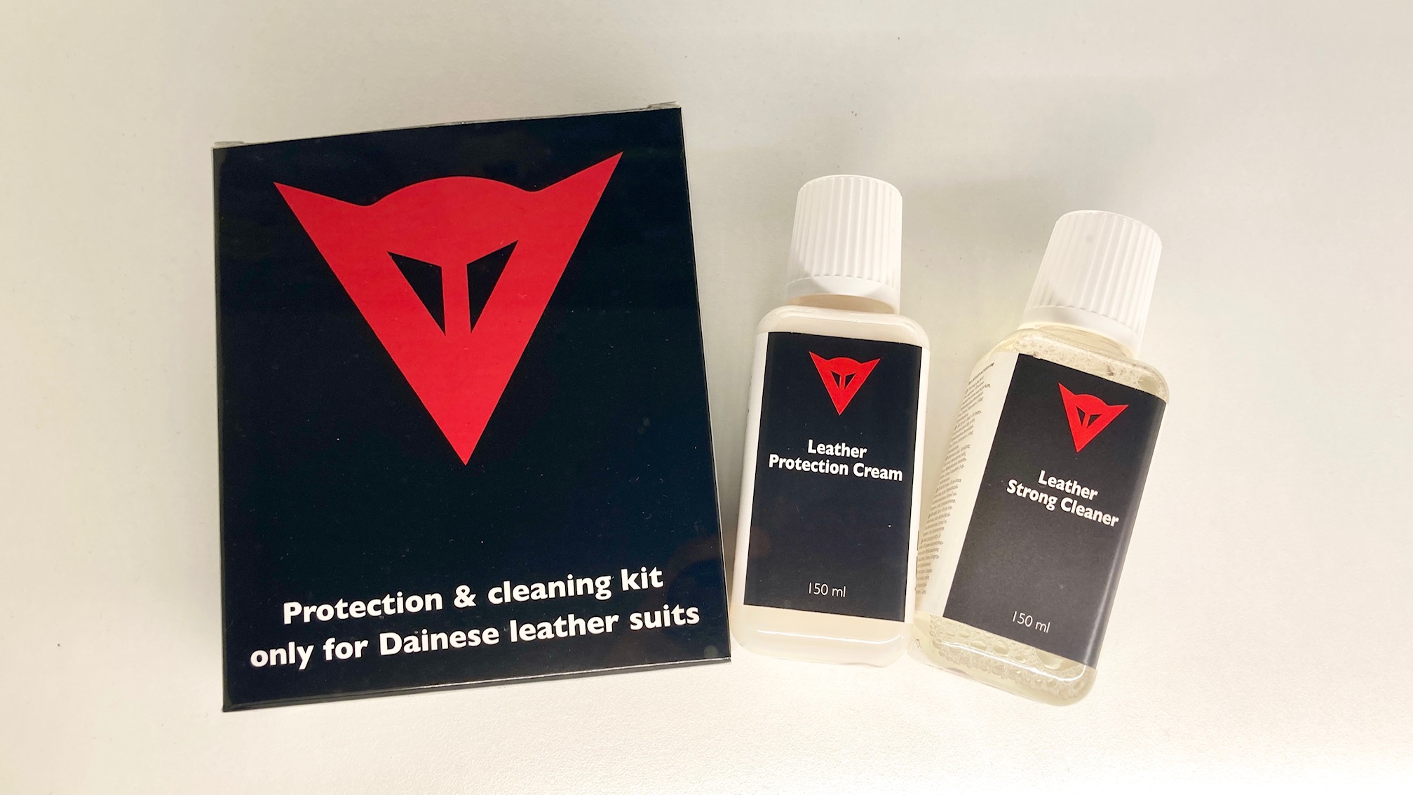 レザーのメンテナスについてご紹介