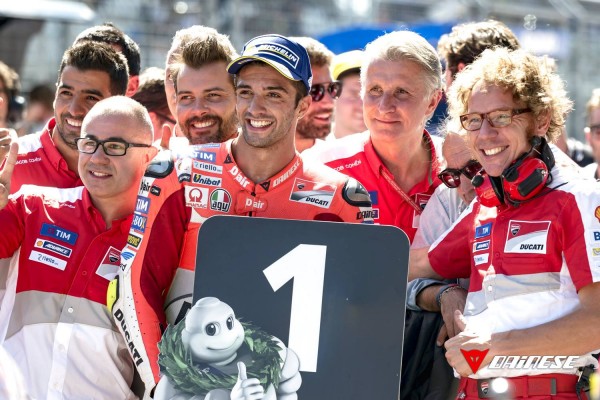 祝　アンドレア・イアンノーネ選手　MOTO GP初優勝!!