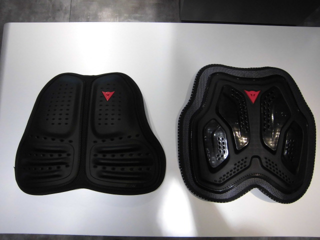 ダイネーゼ G.AVRO C2 レザー バイクジャケット チタンスライダー　52 ダイネーゼ G.AVRO C2 レザー バイクジャケット チタンスライダー52