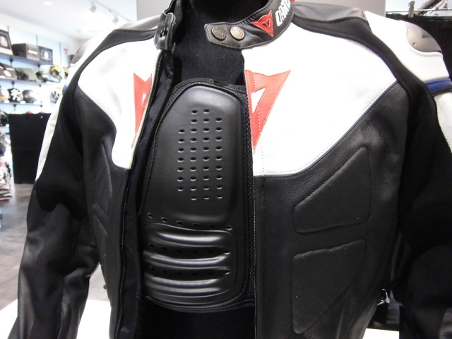 ダイネーゼ G.AVRO C2 レザー バイクジャケット チタンスライダー　52 レザージャケットご紹介