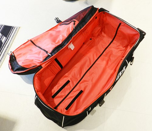 ▲BMWオジオ コラボOGIO SLED キャリーバッグ OGIOとのコラボモデル・キャリーバッグご紹介！