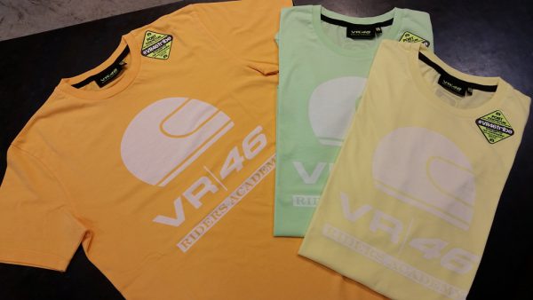 VR46コレクションのTシャツが入荷しておりますょ!!!