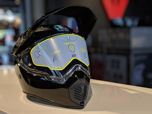 AGV AX9 BLACKのご紹介