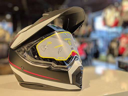 AGV AX9カラーのご紹介