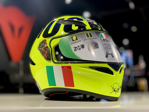 AGV K1 ROSSI MUGELLO 2016 のご紹介