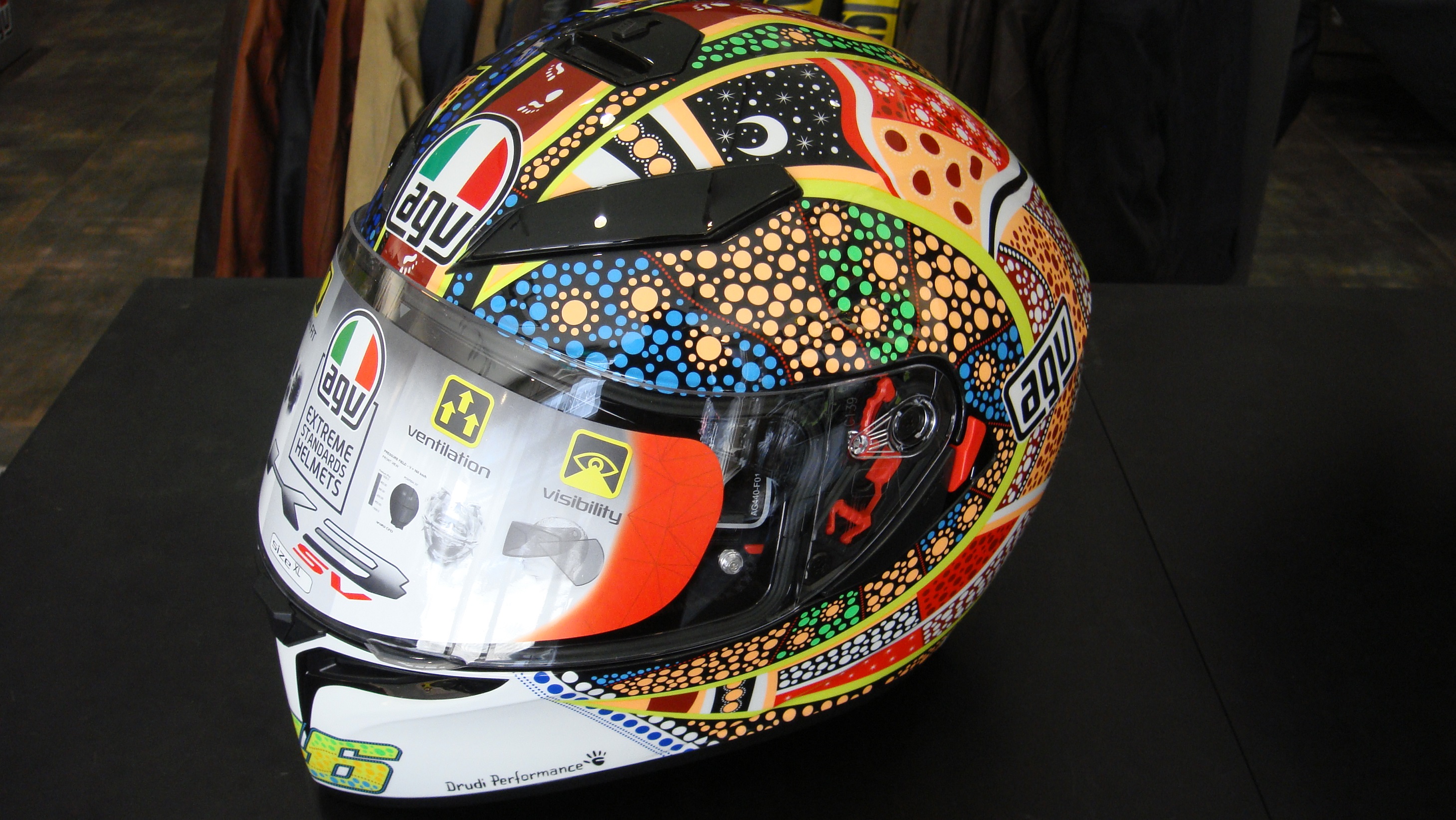 AGV K-3 SV ロッシレプリカ アジアン Sサイズ 55-56 AGV K-3 SV ロッシレプリカ アジアン Sサイズ 55-56 AGV K-3 SV