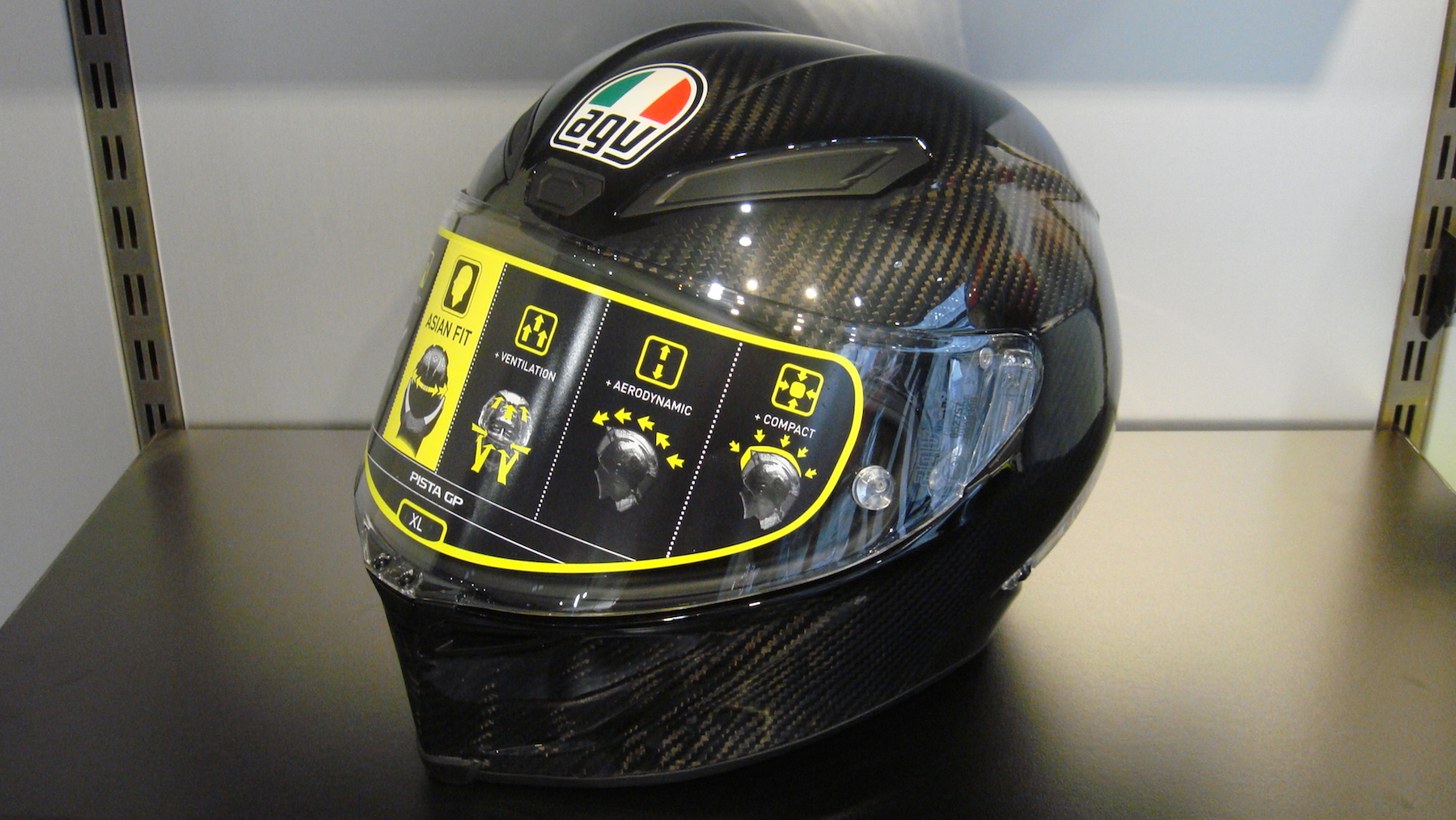 ついに入荷いたしました！【AGV PISTA GP】限定カラーもございます！