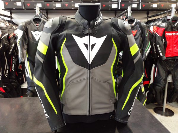 ダイネーゼ Dainese Avro 4 Jacket Black White