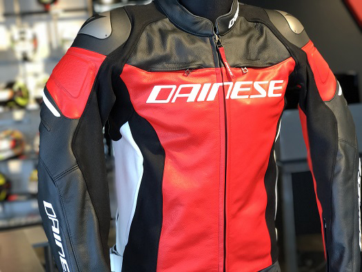 ダイネーゼ　革ジャン　Dainese racing 3 ジャケット　レーシング3