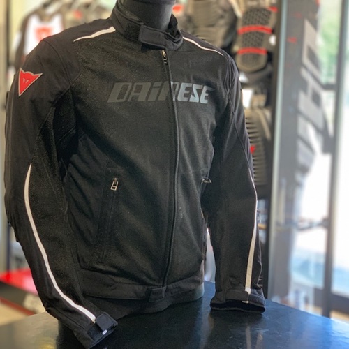 期間限定特価！☆メーカー価格より60%OFF!☆ DAINESE プロテクター