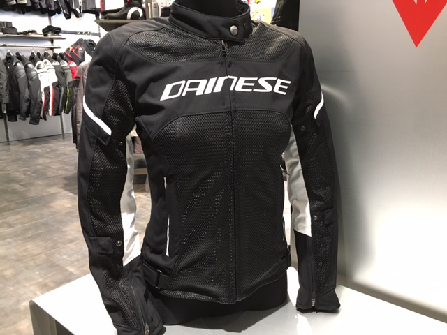 2021新作】 Dainese ジャケット AIR FRAME D1 LADY TEX JACKET U56