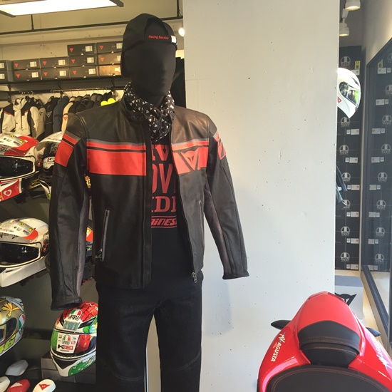 代引き手数料無料 ダイネーゼ DAINESE PELLE」ご紹介！ BLACK JACK