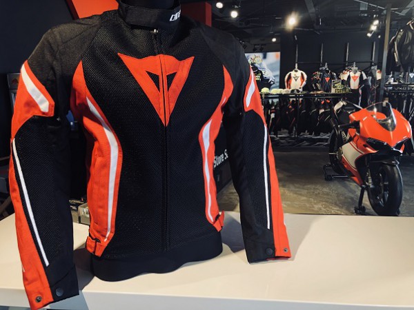 ダイネーゼ　AIR CRONO 2 TEX JACKET サイズ50タイプバイクジャケット