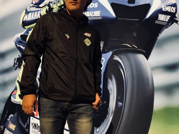 VR46 CORE RAINCOAT BLACKのご紹介☆