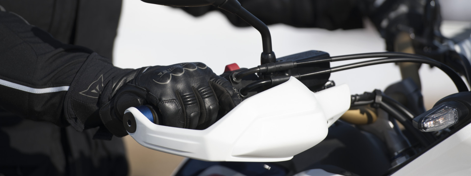 バイクグローブのサイズと選び方