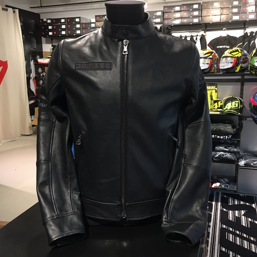 DAINESE45周年記念モデルのレザージャケットが入荷しました！