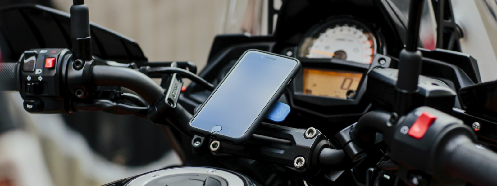 おすすめのバイク用スマホ充電器
