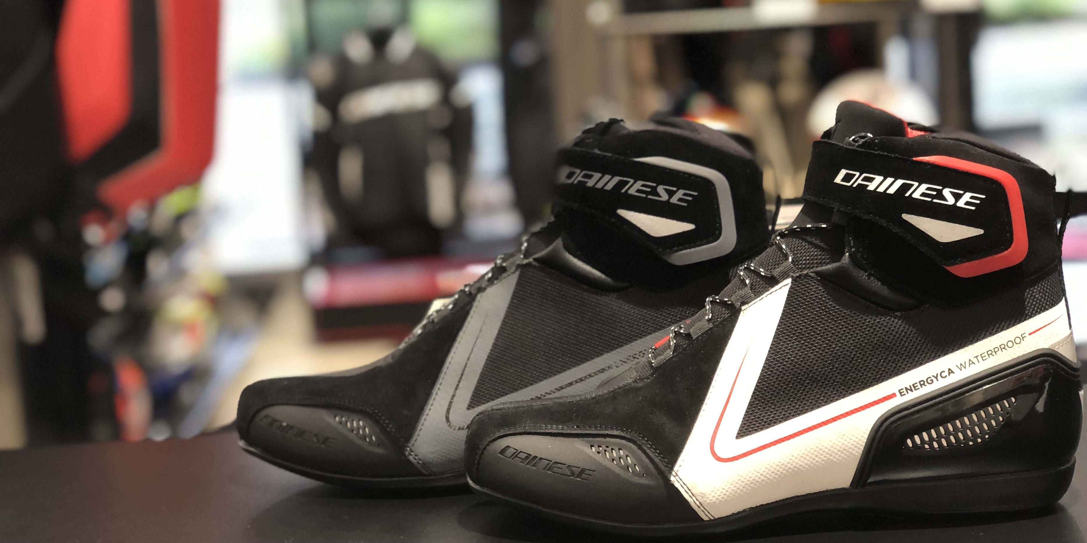 アジアンフィットシューズ